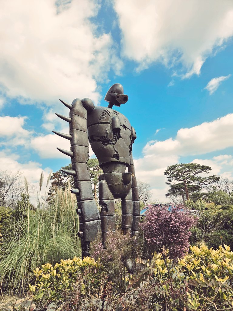 初ジブリ美術館行ってきました。最高すぎた…！ ステンドグラス風の