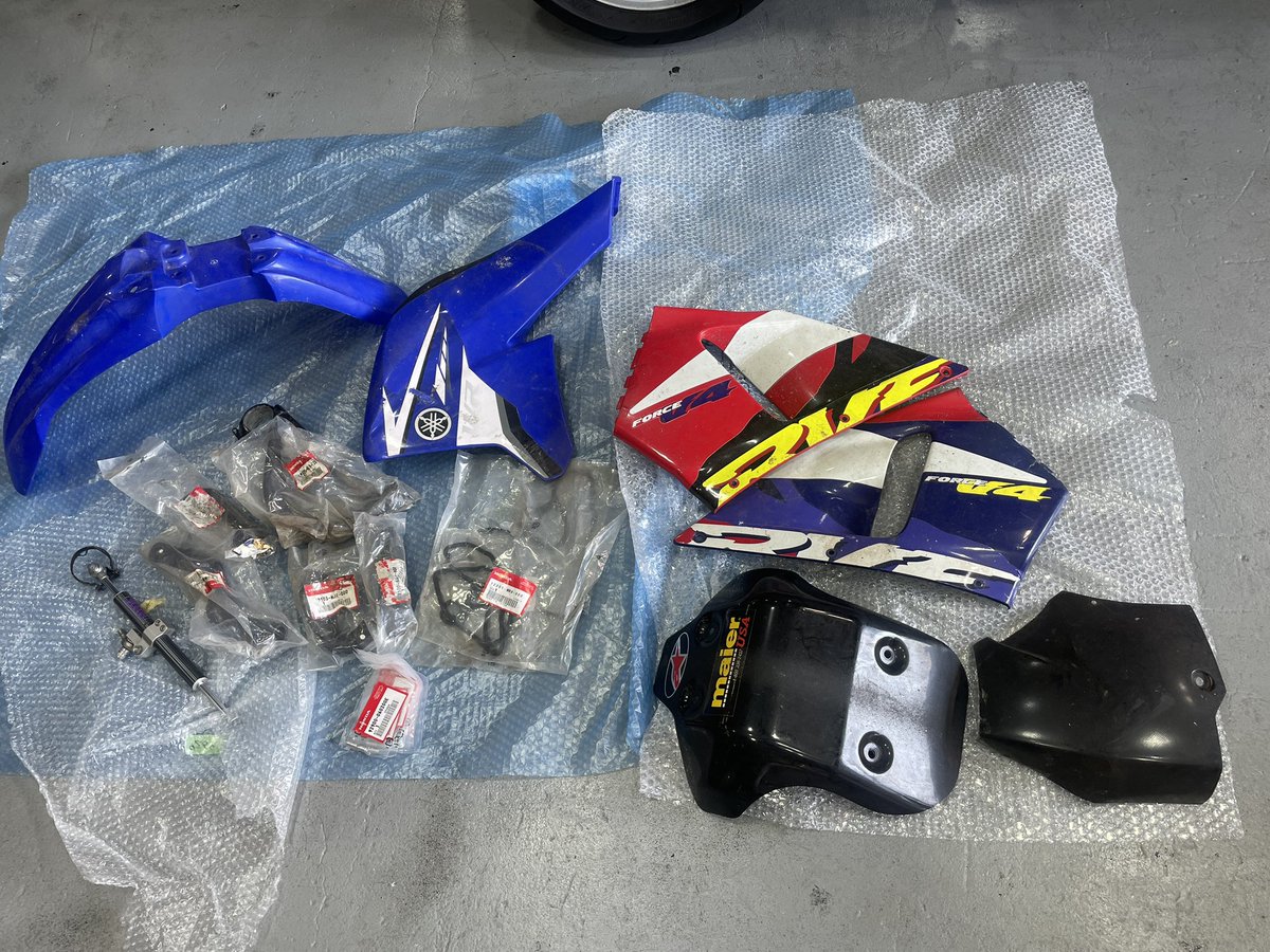 kyoto_specm's tweet photo. SPEC-Mではバイクパーツの買取を行っております。

先日、お客様よりご不要のバイクパーツの買取をさせていただきました！
必要とされるお客様へつなぐお手伝いができると嬉しいです！

ヤフオクの出品をお楽しみに✨

買取査定はご予約をお願いします🙇

#specm #バイクパーツ https://t.co/rvedjmpckw