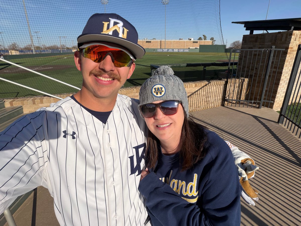 Mende Hanley tweet media