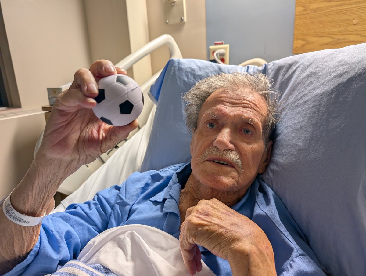 Sarah Ryan tweet media