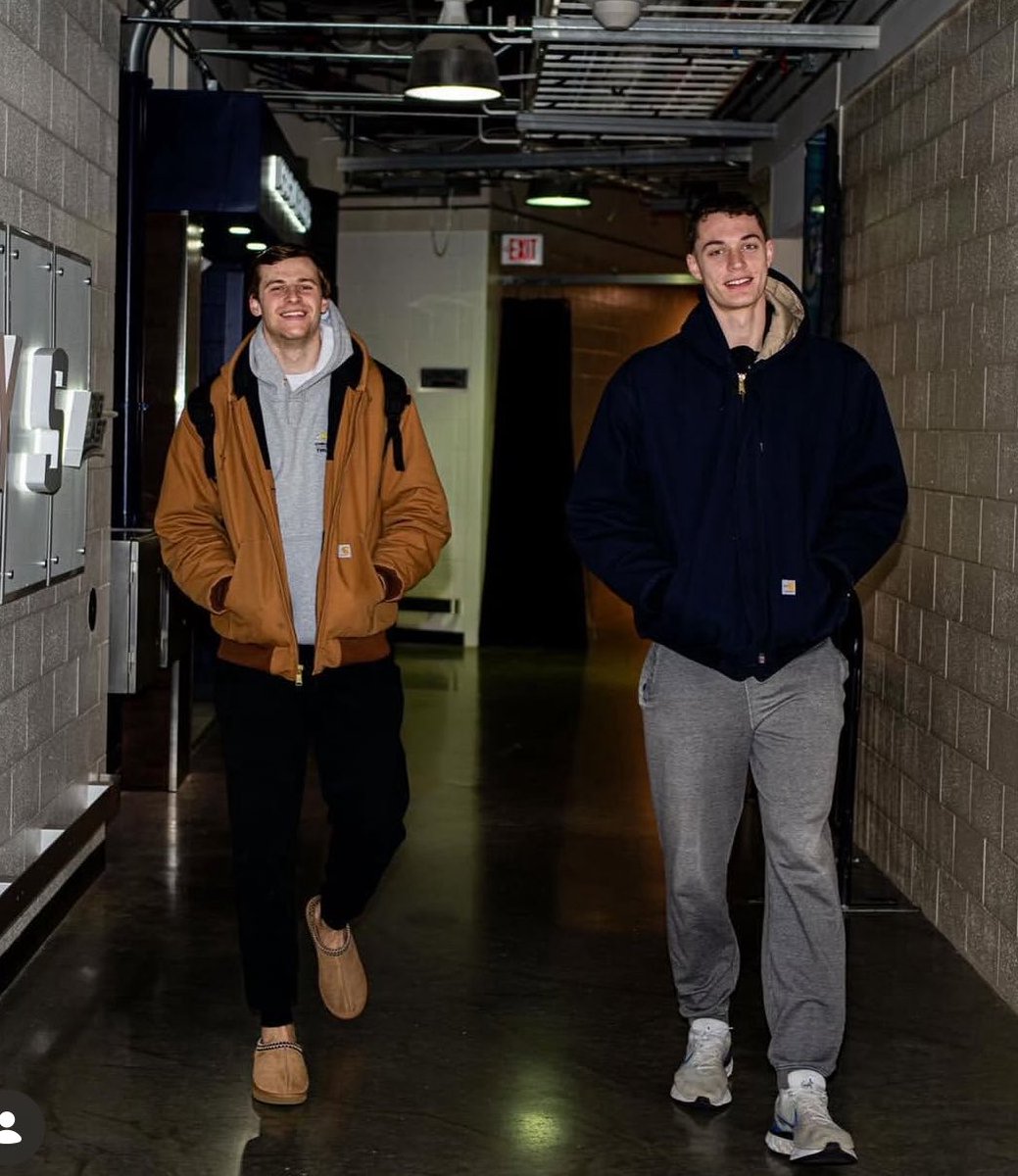 Hanka_Ta_Planka's tweet photo. @CulpBrady and I in intramural ball tn https://t.co/rL8lOSzWCR