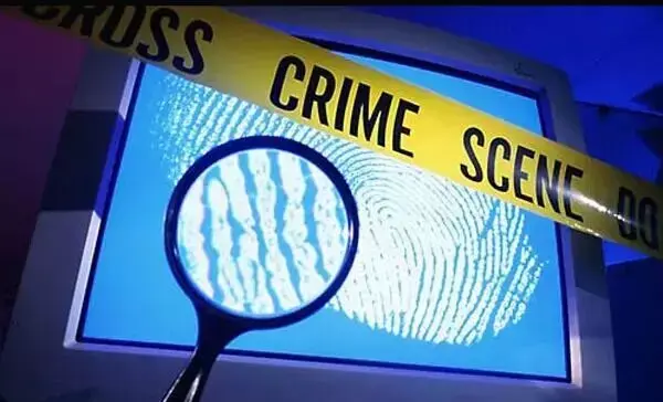 Shivamogga | ಸ್ನೇಹಿತರ ನಡುವಿನ ಗಲಾಟೆ ಎಸ್ಸೆಸ್ಸೆಲ್ಸಿ ವಿದ್ಯಾರ್ಥಿಯ ಕೊಲೆಯಲ್ಲಿ ಅಂತ್ಯ
►ಶಾಲೆ ತೊರೆದಿದ್ದ ಬಾಲಕರಿಂದ ಕೃತ್ಯ ಶಂಕೆ, ಇಬ್ಬರು ಅಪ್ರಾಪ್ತರು ವಶಕ್ಕೆ

#shivamogga

varthabharati.in/shimoga/shivam…