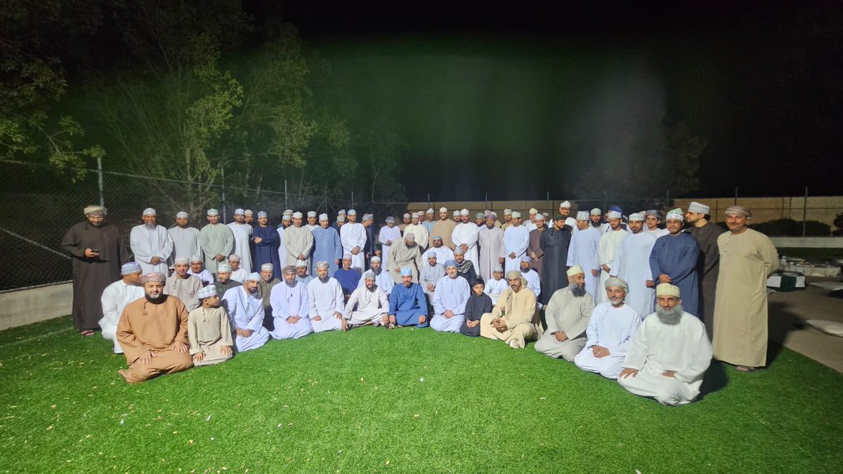FuadSulaimi's tweet photo. التجمع الرمضاني من كل عام لشباب كلية التجارة والاقتصاد سابقاً (كلية الاقتصاد والعلوم السياسية حالياً) الخامس من رمضان ١٤٤٧هـ 
٢٥ عاماً من الاخوة والصحبة الطيبة التي جمعتنا منذ عام ٢٠٠٠ م نسأل المولى عز وجل أن يجعلنا خير الصحبة والأخوة الصالحة https://t.co/MiRHtFpzOB