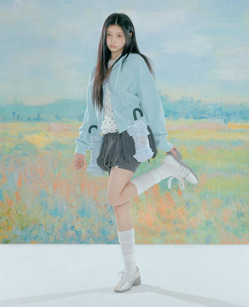 I LOVE THIS COLLAB SOOOO MUCH THIS IS SO ILLIT