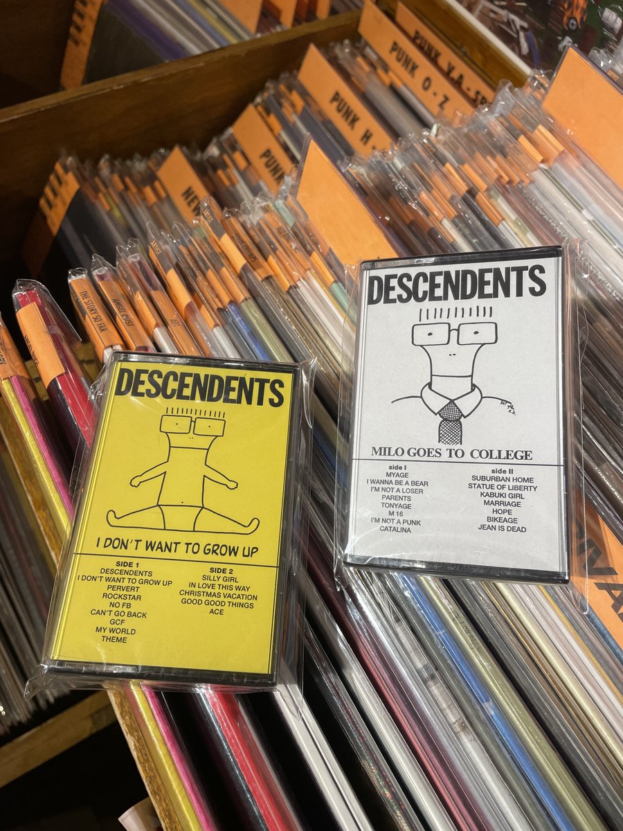 DESCENDENTSの1stと2ndアルバムがカセットテープにてリイシュー