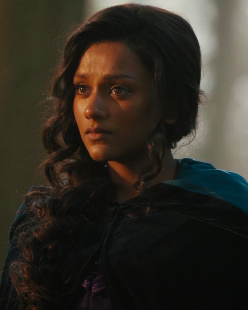 kate could’ve shot anthony in both his kneecaps in s2 and id still say she was an angel sent directly from heaven