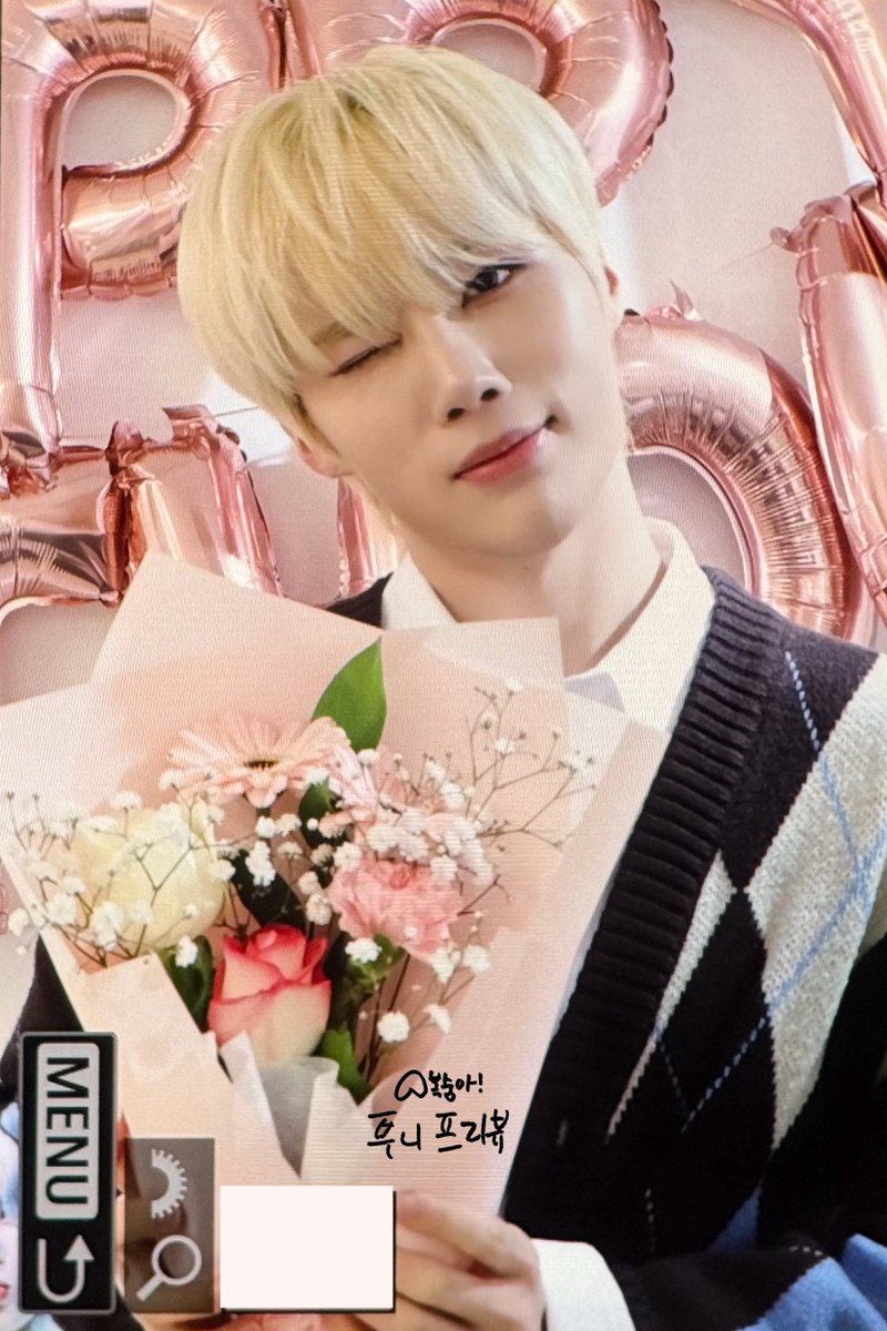peachpink226's tweet photo. 260223
.
댄디민준임🪄🖤

#꿈과희망_쭈니생일 #나인아이 #민준 #NINEi #MINJUN #ナインアイ #ミンジュン https://t.co/LeRpacRzH0