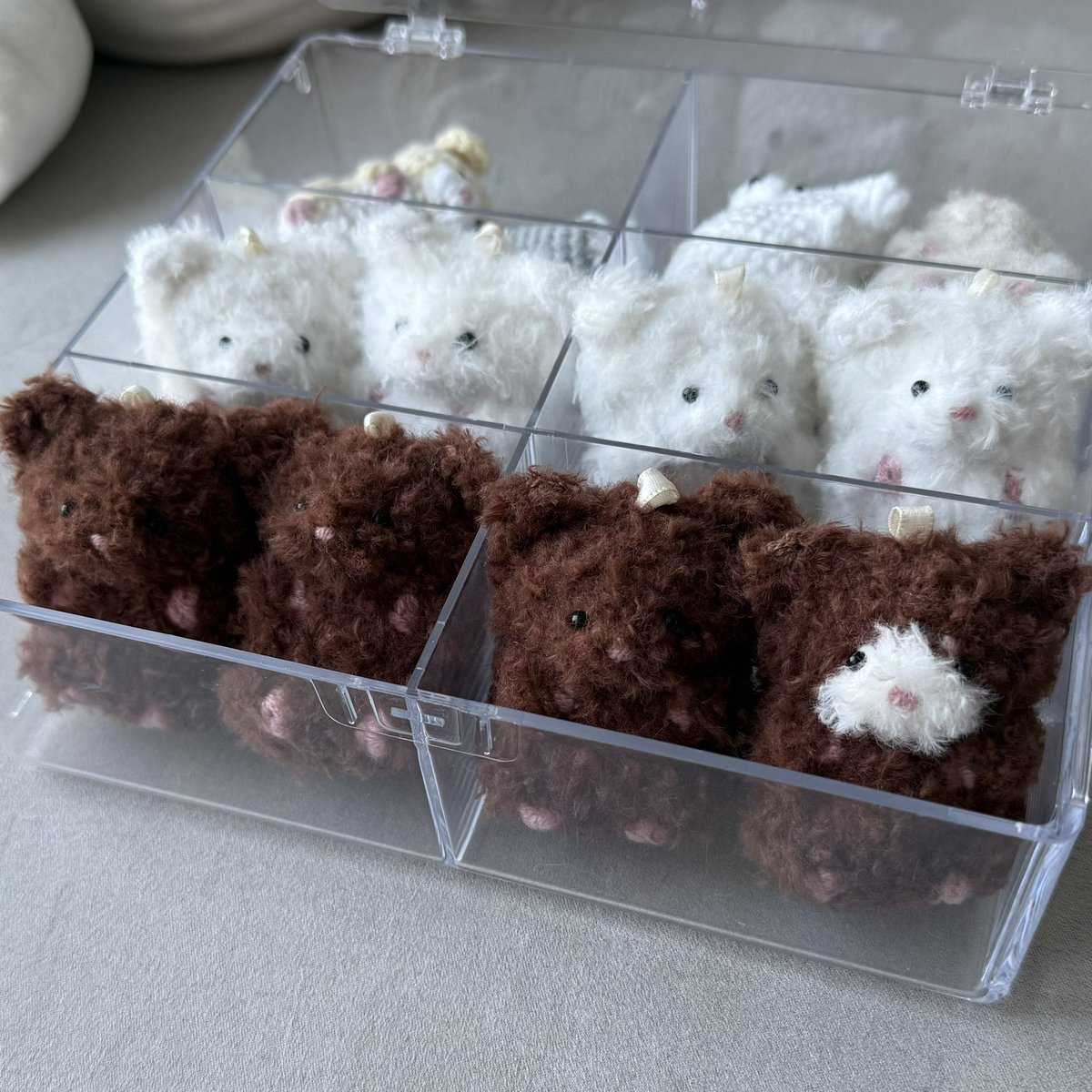 포장 전 고리 매단 햄서터 
리본으로 만든 고리가 너무너무 하고 싶엇서요