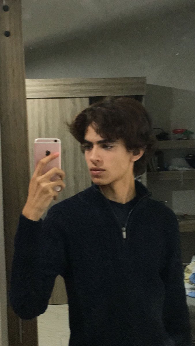 👑Ca$hMa$ter Aidan (4k) tweet media