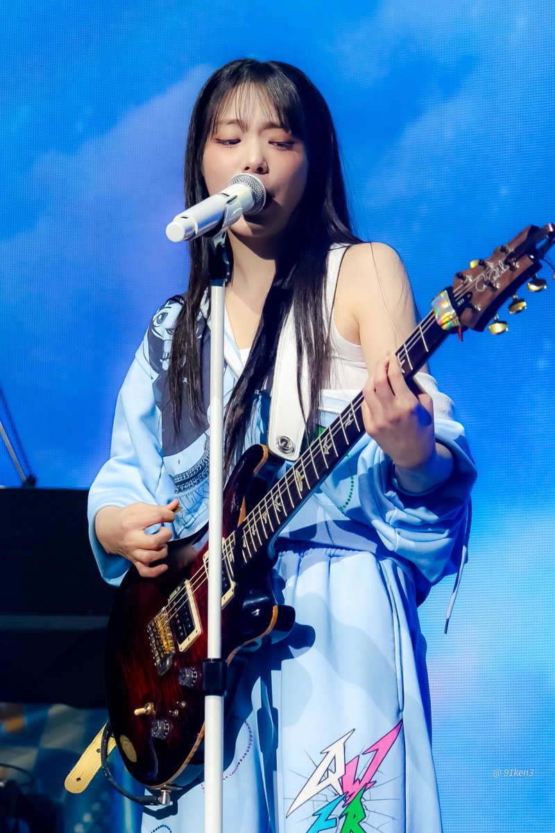 26.02.22
QWER 1ST WORLD TOUR <ROCKATION>
Zepp DiverCity
#QWER 
#시연 #SIYEON🎤🎸
#ROCKATIONinJAPAN