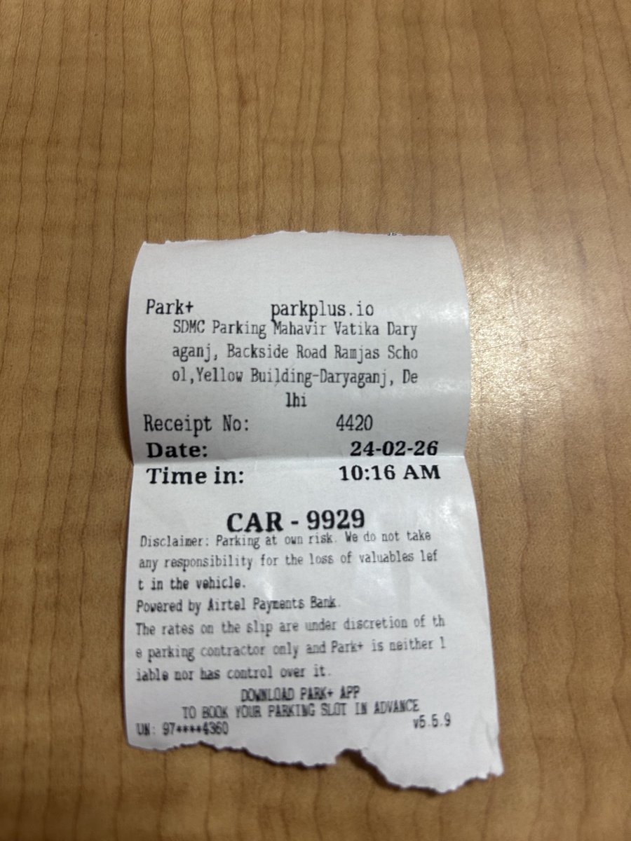 ajay501's tweet photo. @MCD_Delhi This is the slip handed over to me at the parking near Dr Shroff , Daryanganj. There is no mention of charges on this. Why does it seem fake to me? is this an authorised parking? https://t.co/FHetTWExM4