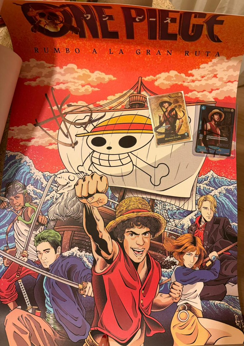 Nakamas!! Se consiguió autógrafo de Iñaki Godoy en el poster oficial del evento en México y otras dos firmas en mis cartitas de colección. ¡Fue una experiencia increíble!

Tengo todo documentado, así que espero traerles un Vlog lo más pronto posible.

Muchas gracias Netflix. 🔥