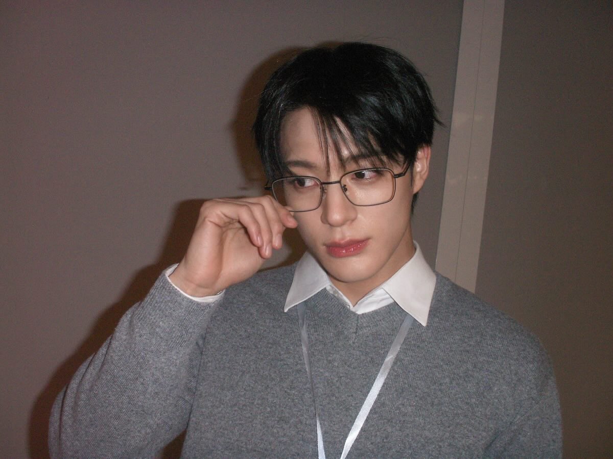 โธ่หนู ประสบการณ์ชงเก 10 ปีของป้ามันบอกว่า “ ถ้าไม่ใช่กล้องตัวเดิม คนถ่ายคนเดิม มุมกล้องไม่เป๊ะขนาดนี้หรอก ” มุมโปรดกับคนโปรดอะ มีเส้นบาง ๆ กั้นอยู่จ้ะลูก ฮื่อ ☺️🤍