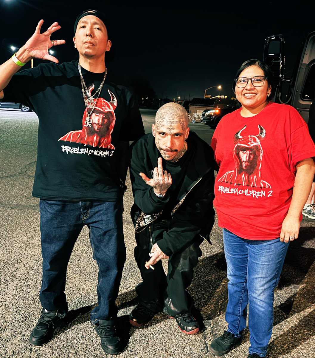 Shout Out To <a href="/RickyHil/">RICKY HIL</a> for signing my PC2 cd and Bandanna! Homie went hard !! Told him “See you At JUGGALOHIO4!!” 2 Scoops of Whoop!!!