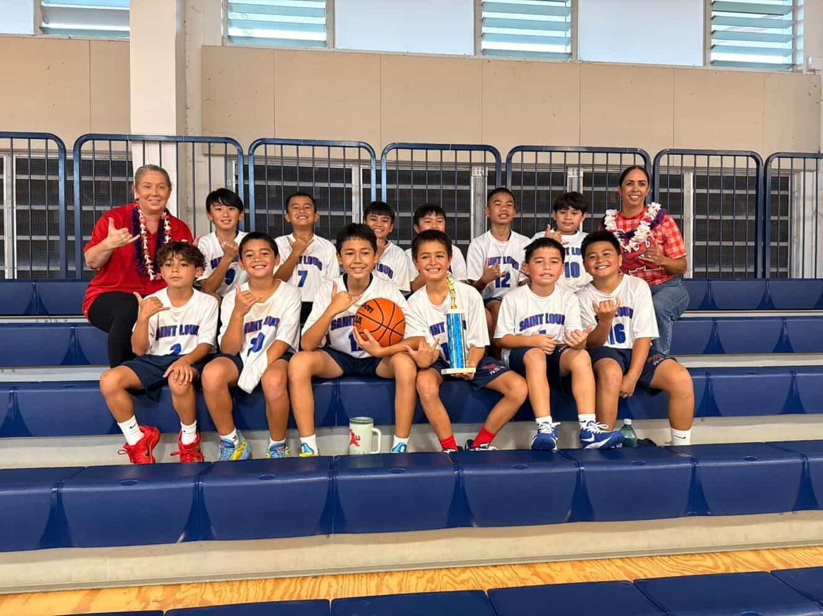 Saint Louis School tweet media