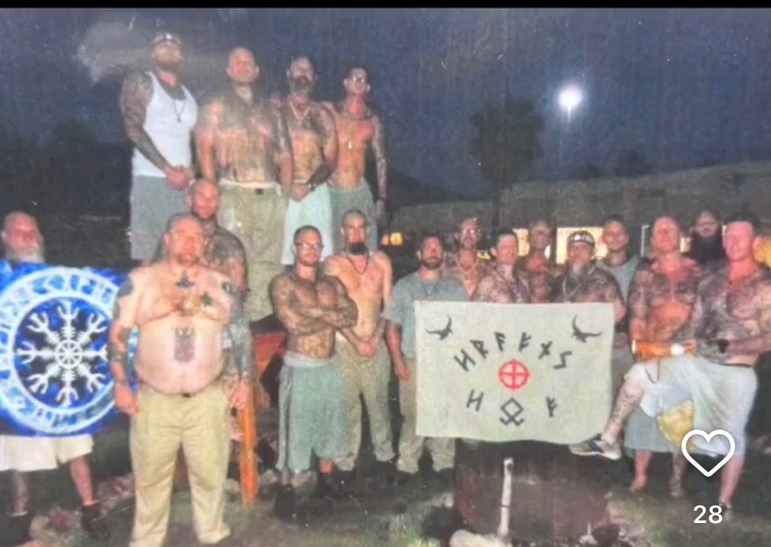 MainstreamMediaCritique tweet media