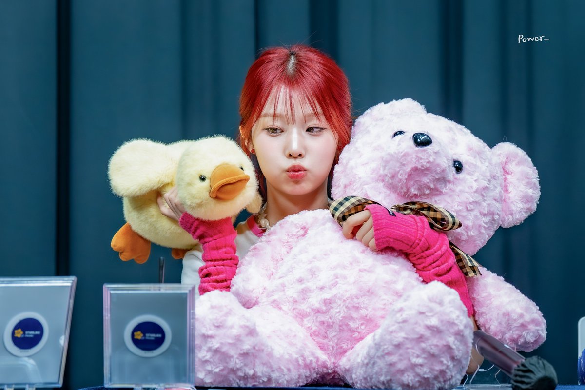 260222
김도희🐟🤍
#세이마이네임 #SAYMYNAME #도희 #DOHEE