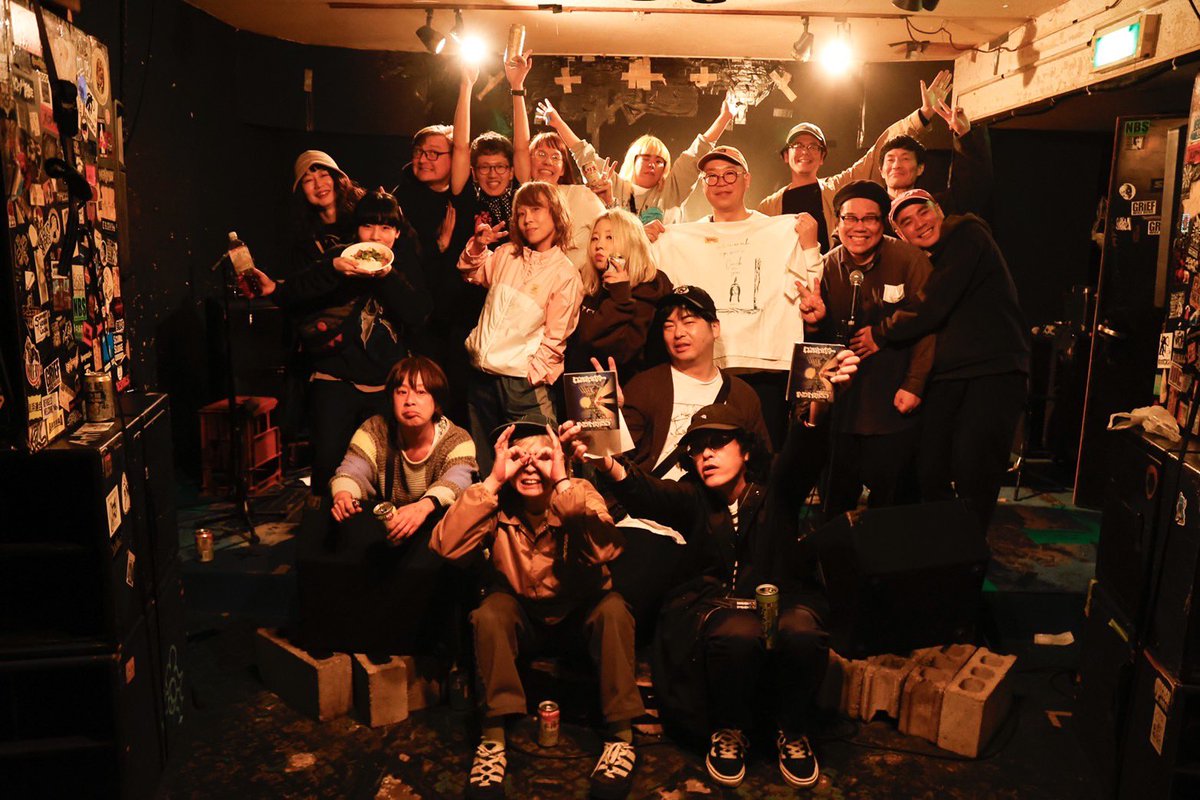 akamar22! tweet media