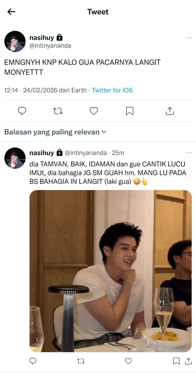 cwkipsidaman's tweet photo. SkyNani short au! 

Langit (Sky), idola kampus yang semua orang kira nggak bakal pernah pacaran, ternyata diam-diam udah lama jadian sama Ananda yang katanya "cengengesan". https://t.co/KCkg8go8tB