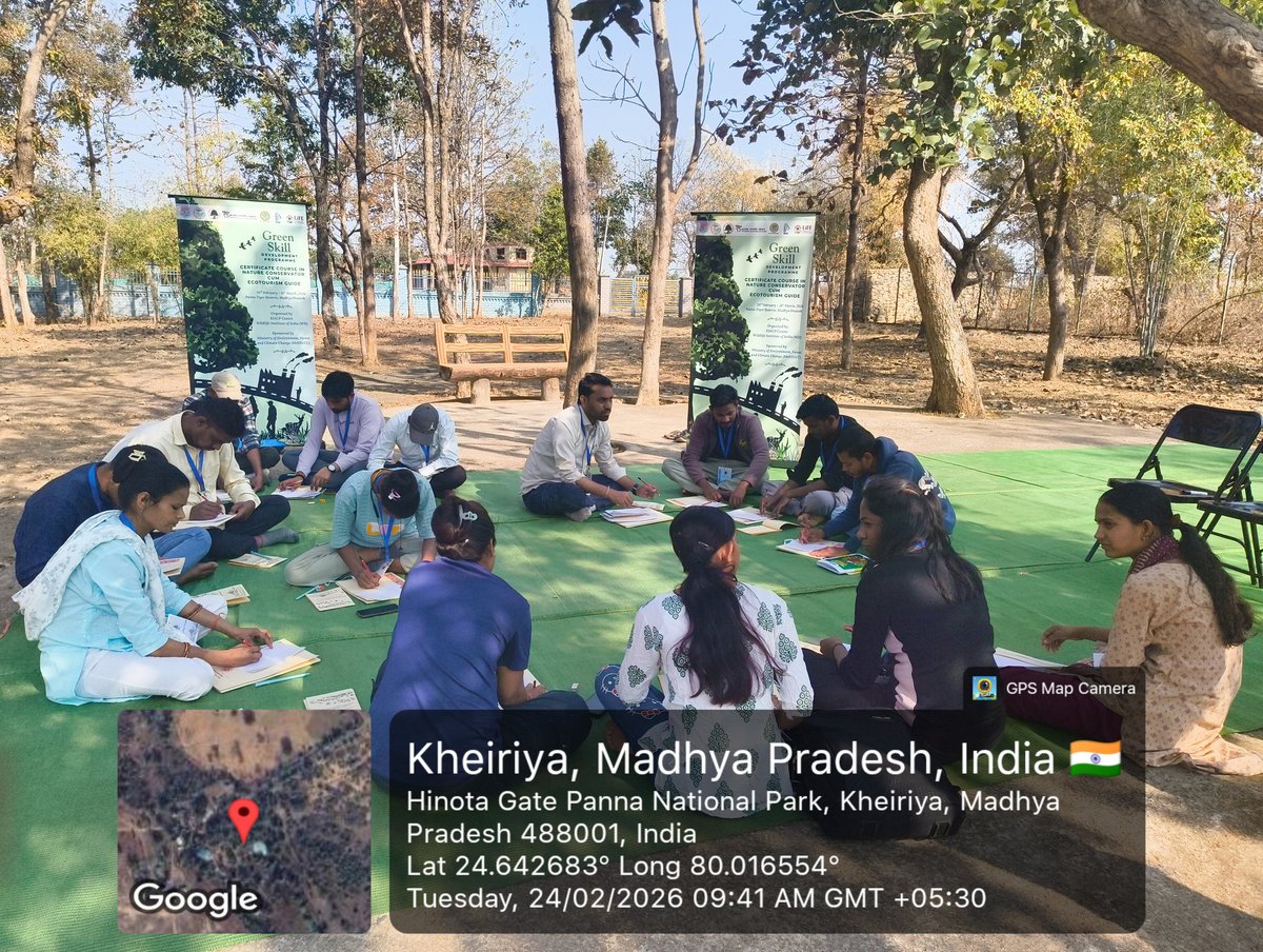 wii_eiacp's tweet photo. Day 5 of GSDP: Field session on Nature Journaling & Squiggle Techniques enhanced observation, creativity, and reflective learning for mindful conservation.
#ExperientialEducation #ConservationTraining https://t.co/A7Xy4iHBJp