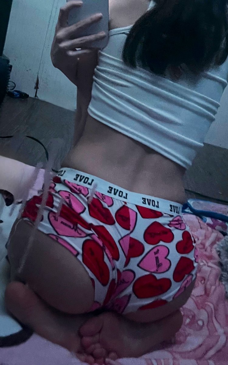 GoddessKOnly's tweet photo. Feeling naughty tonight... who wants to spank this heart-covered booty? 🍑💕 Slide into my DMs for more exclusive fun! 😈

#Booty #SexyAss #OnlyFans #NSFW #Thicc #Lingerie #Panties #HotGirl #Tease #AdultContent #FYP #Viral #Model #Seductive #Curvy #AttentionWhore #BuyMyContent #NaughtyGirl #HeartPanties #PinkAesthetic