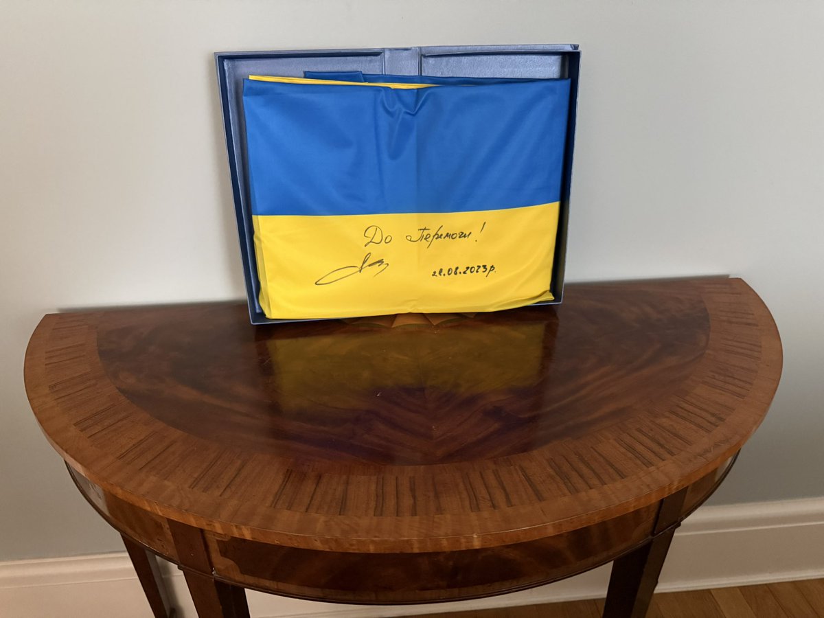 MelSimmonsFCDO's tweet photo. Not just towards peace. Towards victory.
#fouryears #ukraine https://t.co/j39heZ8fS1