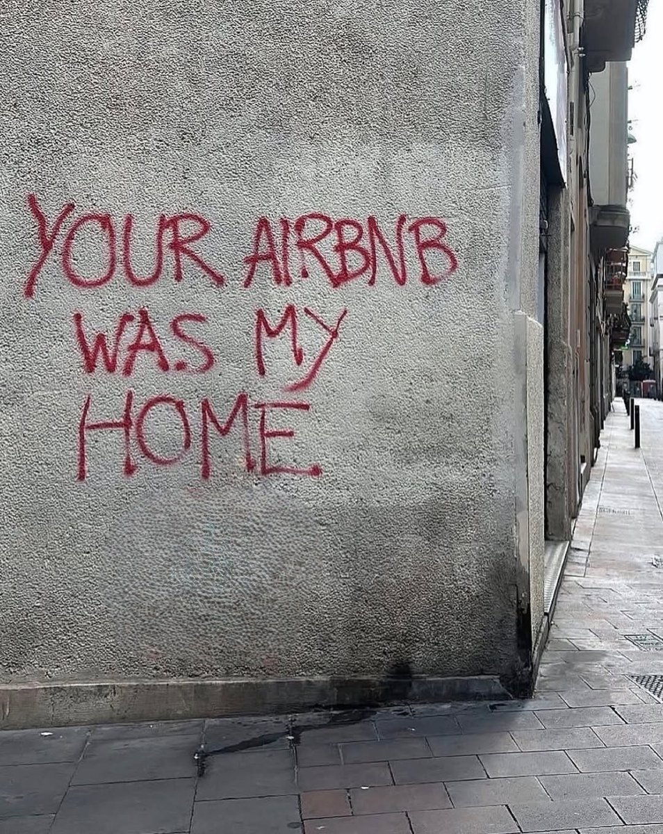 ❝Your Airbnb was my home.❞

In different cities across Europe, you can frequently see anti-Airbnb graffiti over rising rents.