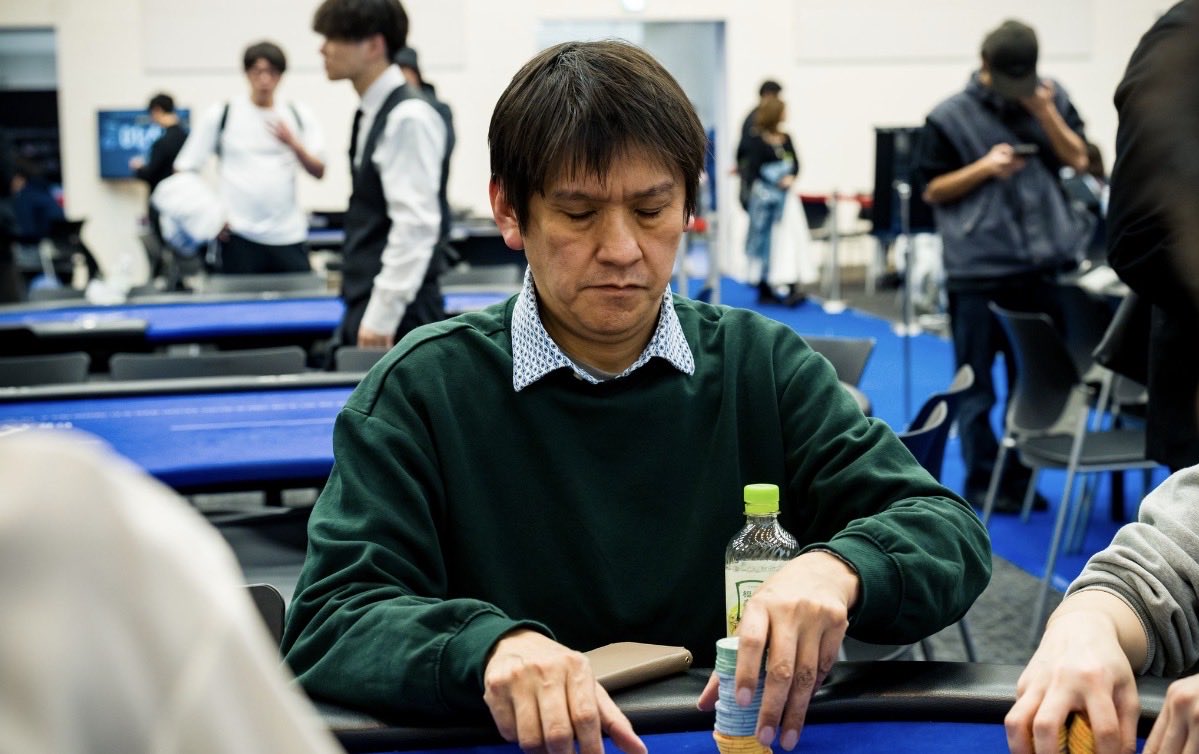 pokerprayer2's tweet photo. P1 ダイヤモンドダイニングプレゼンツ
参加してFT進出も９位
FT前QQ入り後の4人がAllin
AK AK KK 私QQ
瀕死状態から残りました。
それよりもたけにぃやあきまるくんと
FT残ったのはなんか嬉しいですね。

これで国内大会
東京P1
大阪JOPT
大阪USOPに続いて
参加大会連続インマネ継続中

#P1grandprix https://t.co/XacB6EfXjw