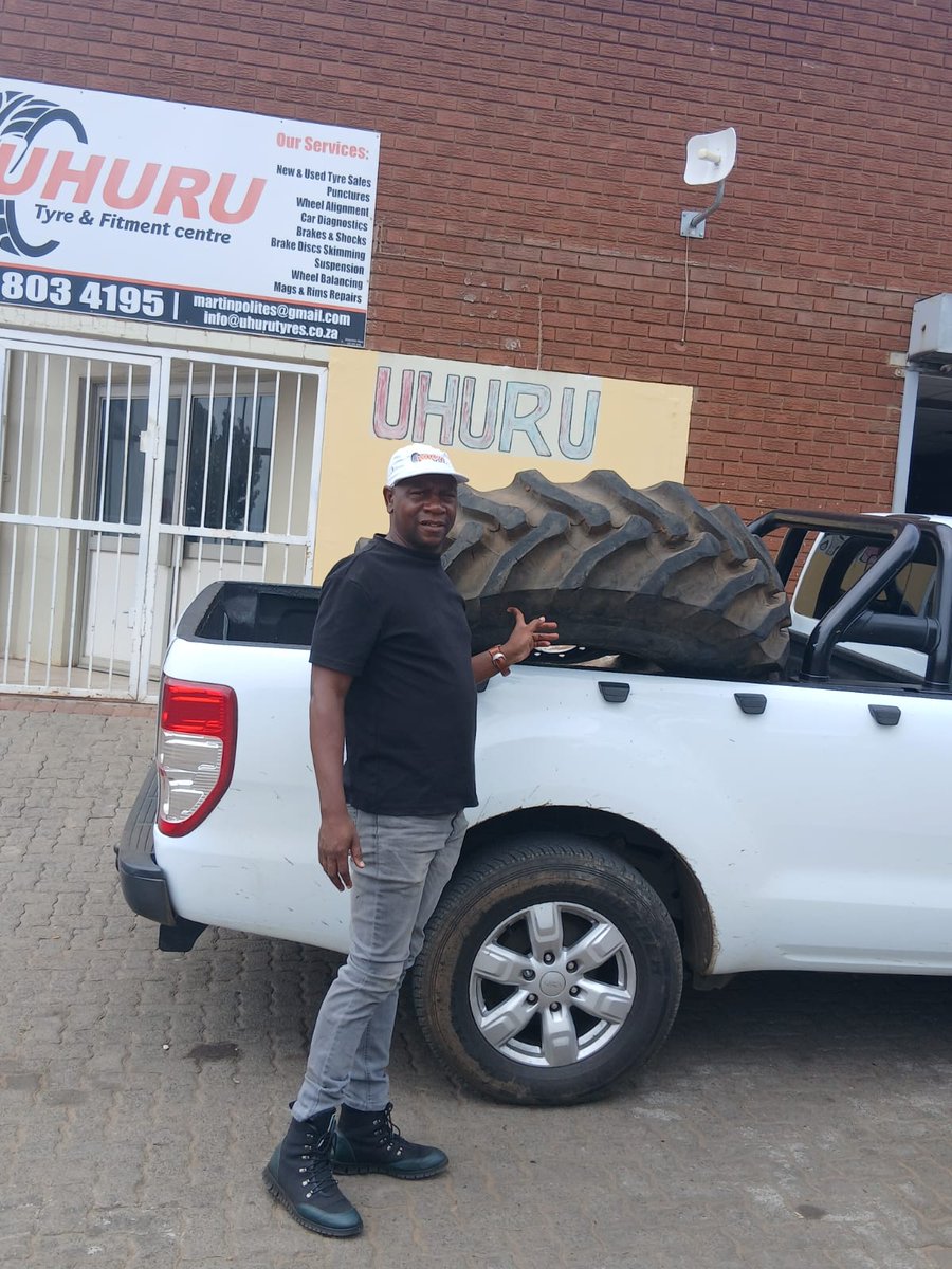 MartinPolite's tweet photo. We Sell, Supply, Repair, all tyee sizes and brand.
We have both Normal and Run Flat Tyres..
Tractor, Trucks and Bus Tyres
Heavy Duty Mining Machinery Tyres 

We offer 24/7 Emergency Roadside Assistance Services 

Get in touch and let us help you https://t.co/rrC0PFoCKJ