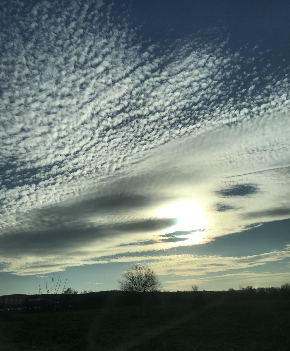 Mert (@yerelradyo) on Twitter photo 