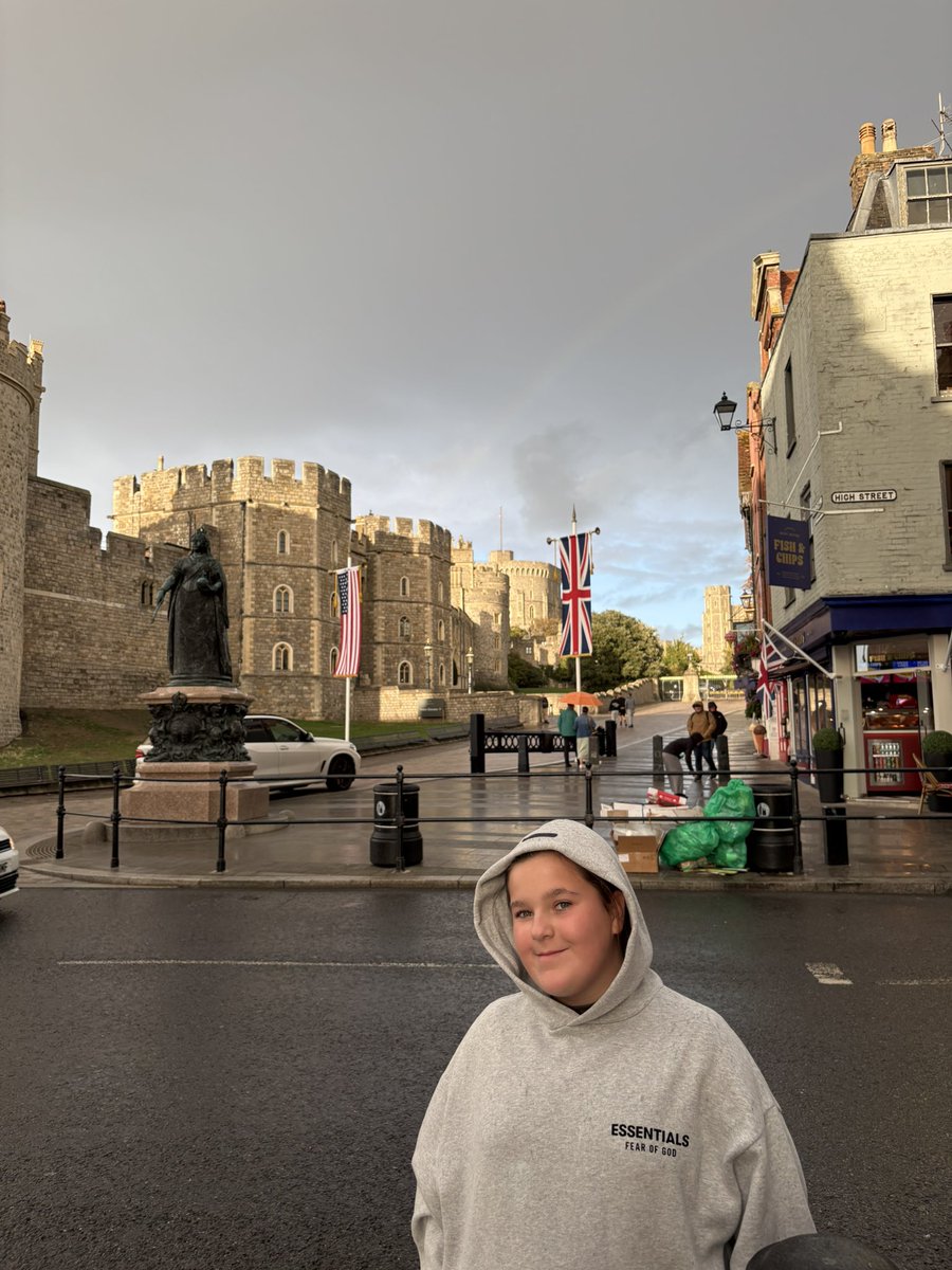 Tom Vickers tweet media