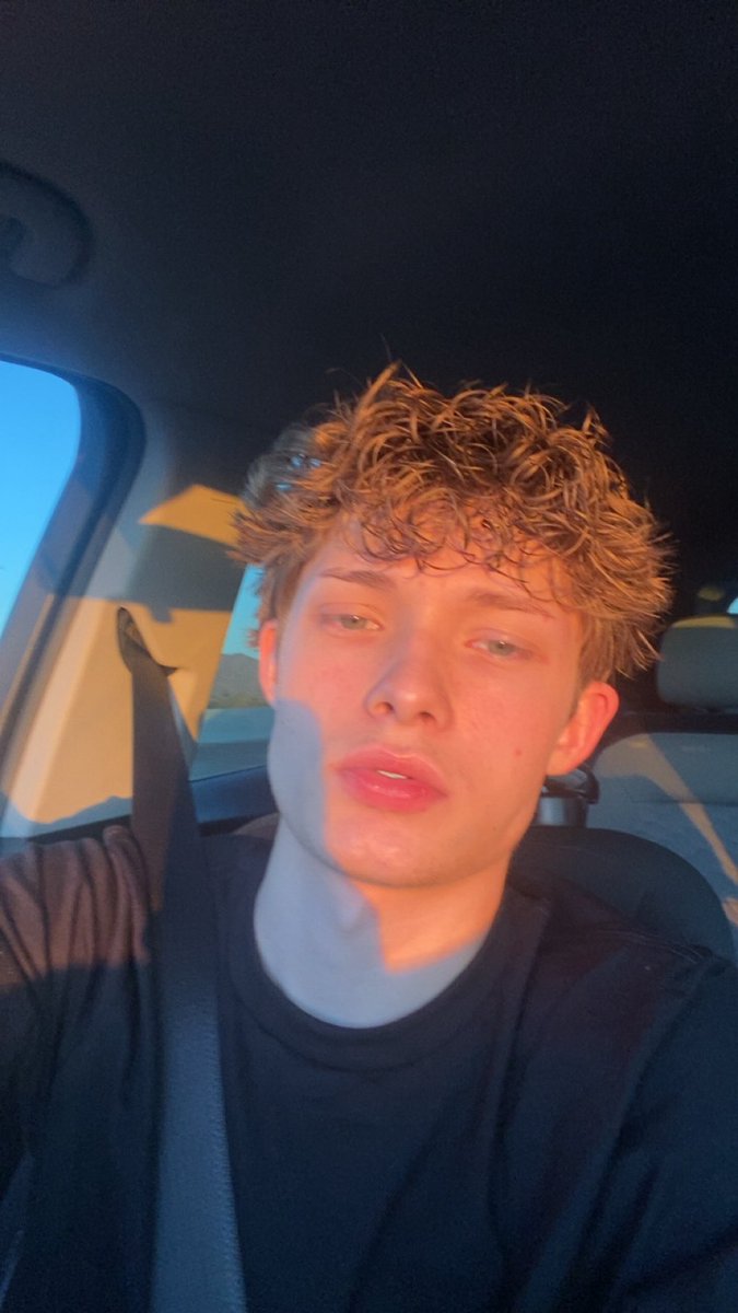 Gage tweet media