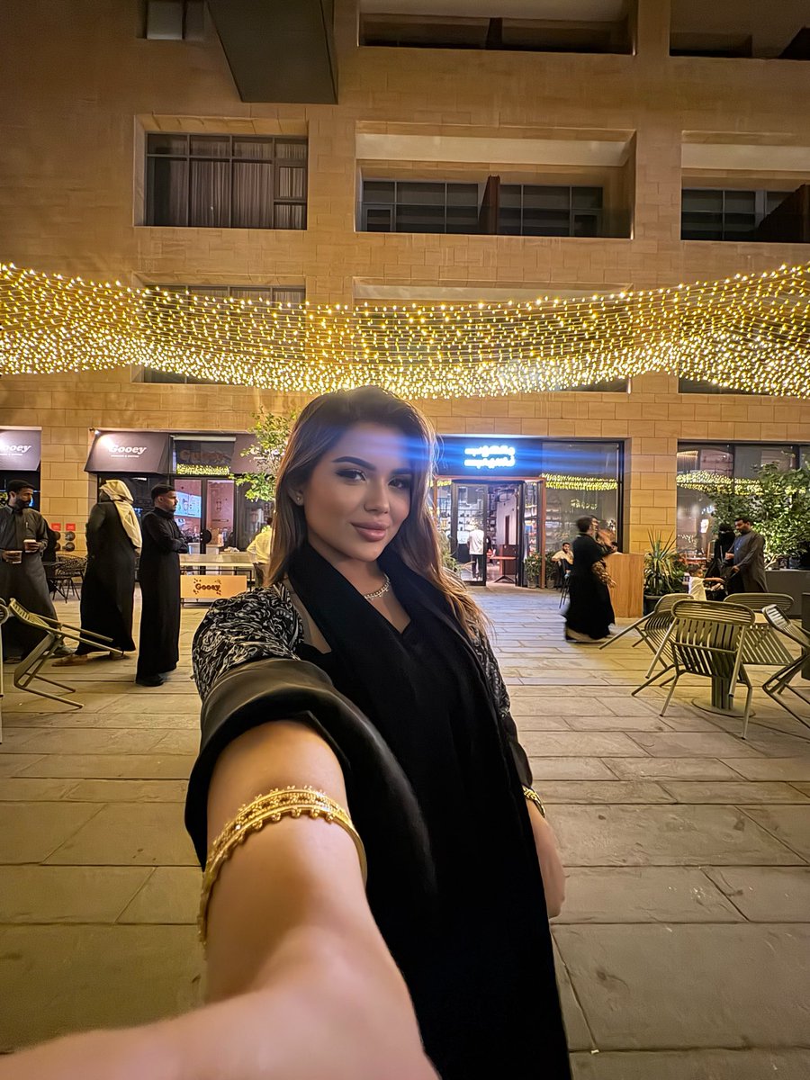 Alhanouf tweet media