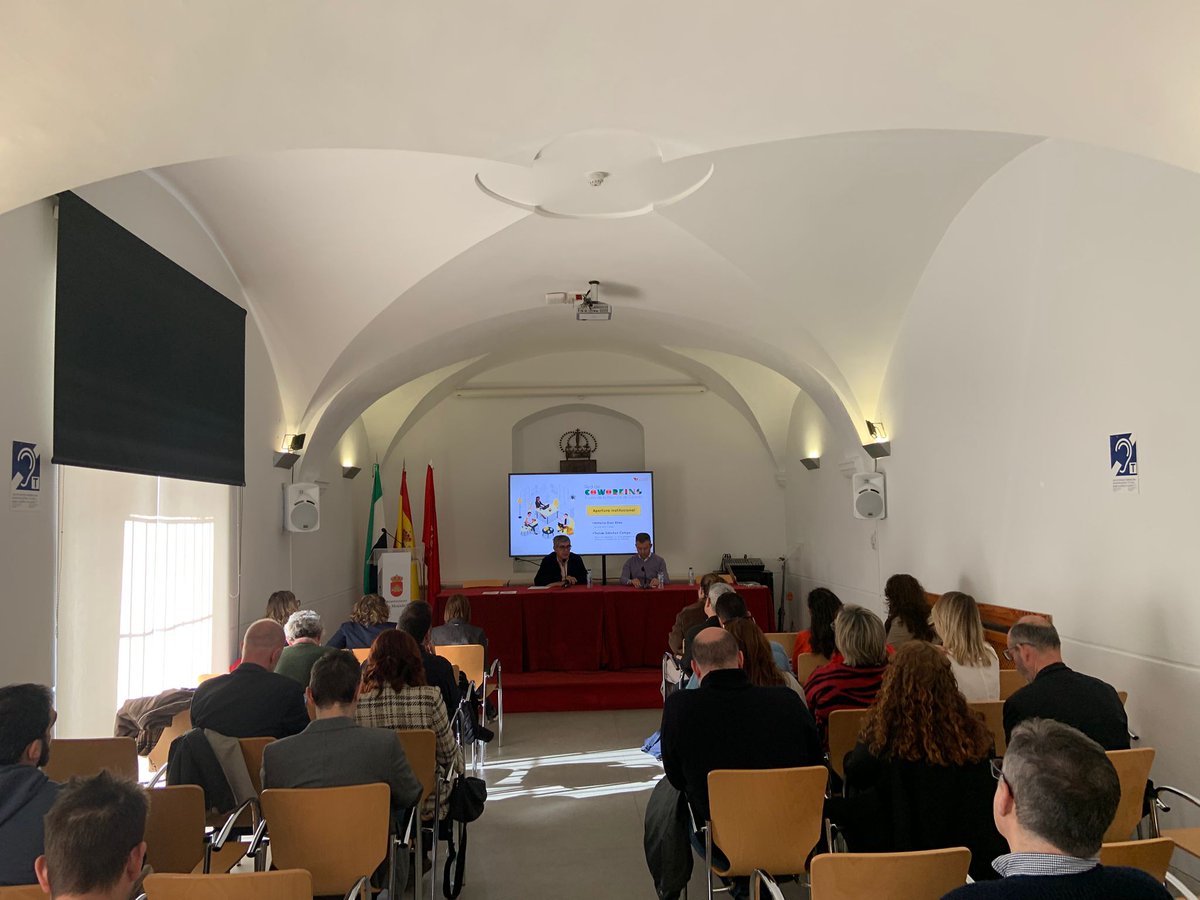 La Diputación de Cáceres presenta la Red de Coworking Rurales de la Provincia de Cáceres en Miajadas @Rtvmiajadas rtvmiajadas.es/la-diputacion-…