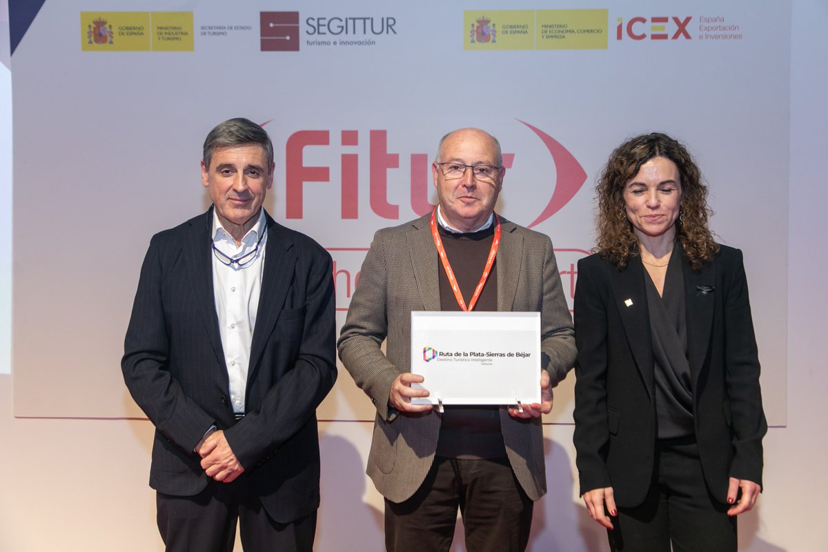 RedDTIturismo tweet media