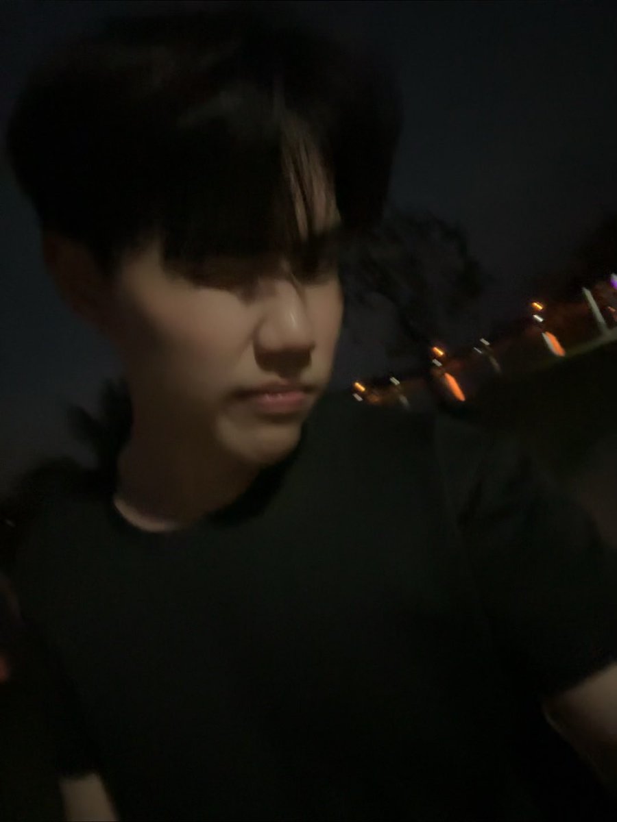 bxdtxa's tweet photo. ฟิน https://t.co/YUv0V3J6cF