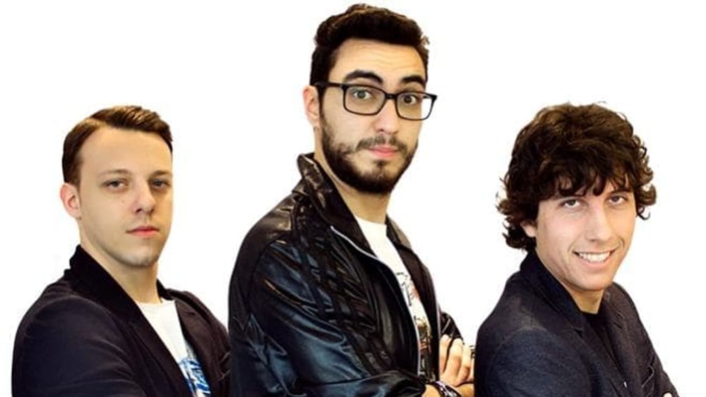 Raga, i sorteggi delle italiane in Champions’:

Atalanta-Bayern Monaco
Milan-Divano Kiev
Napoli-Patathinaikos
Juventus-Deportivo La Carogna
Inter-Masterchef City

😁😁😁😆😆😆😂😂😂🤣🤣🤣