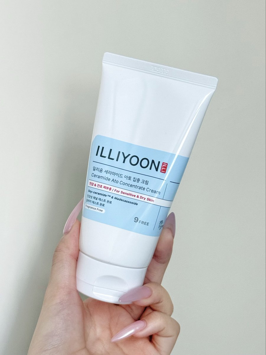 chou_makeup tweet media