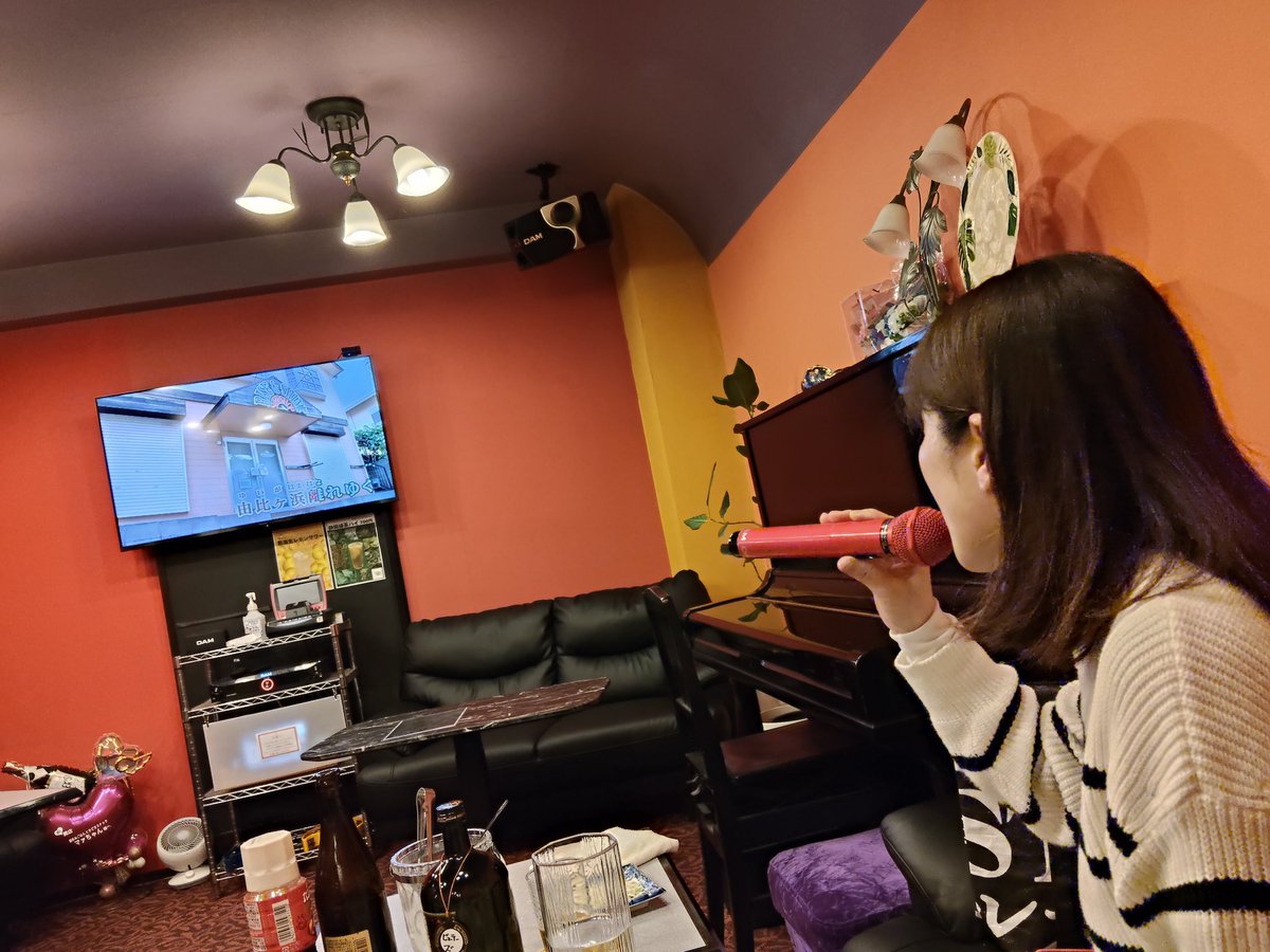 カラオケ始まりました🤣