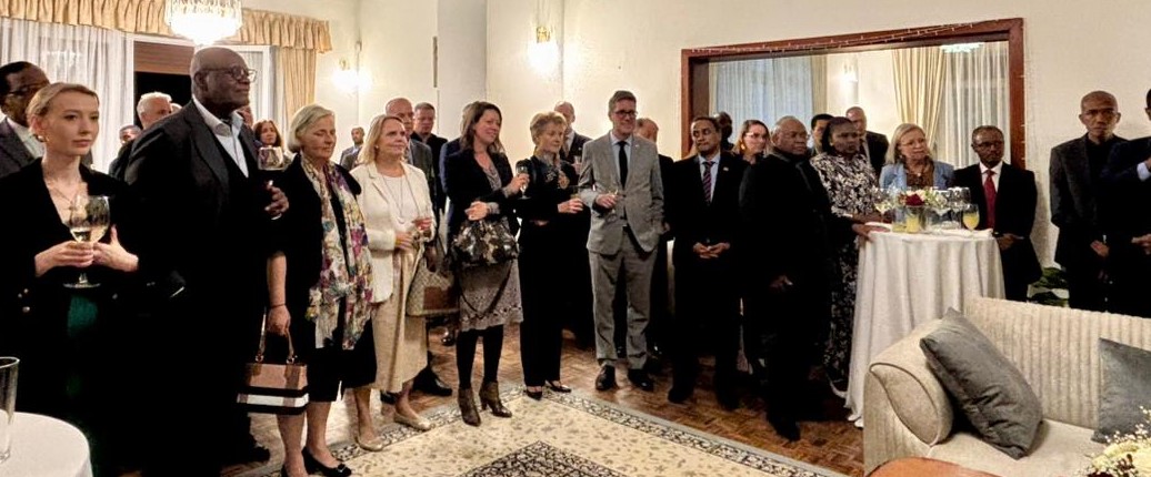 We support the Ukrainian cause also in regions far from the war. Its outcome will impact the international order worldwide. 
In January, I had the honour to suppport a visit of <a href="/lubovabravitova/">Liubov Abravitova</a> the Director General of Africa and regional African organizations <a href="/MFA_Ukraine/">MFA of Ukraine 🇺🇦</a> to 🇪🇹