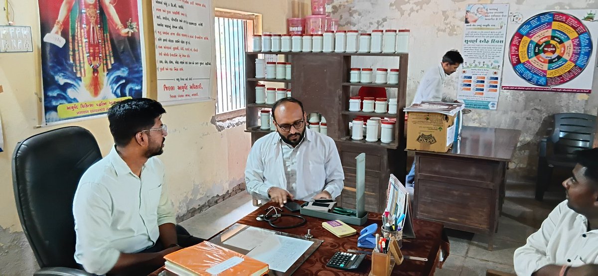 આજરોજ વાંસદા તાલુકાના કાળાઆંબા અને વાંગણ ગામે પ્રાથમિક શાળા, આંગણવાડી, સરકારી આયુર્વેદ દવાખાનું અને ગ્રામ પંચાયતની મુલાકાત લેવામાં આવી.