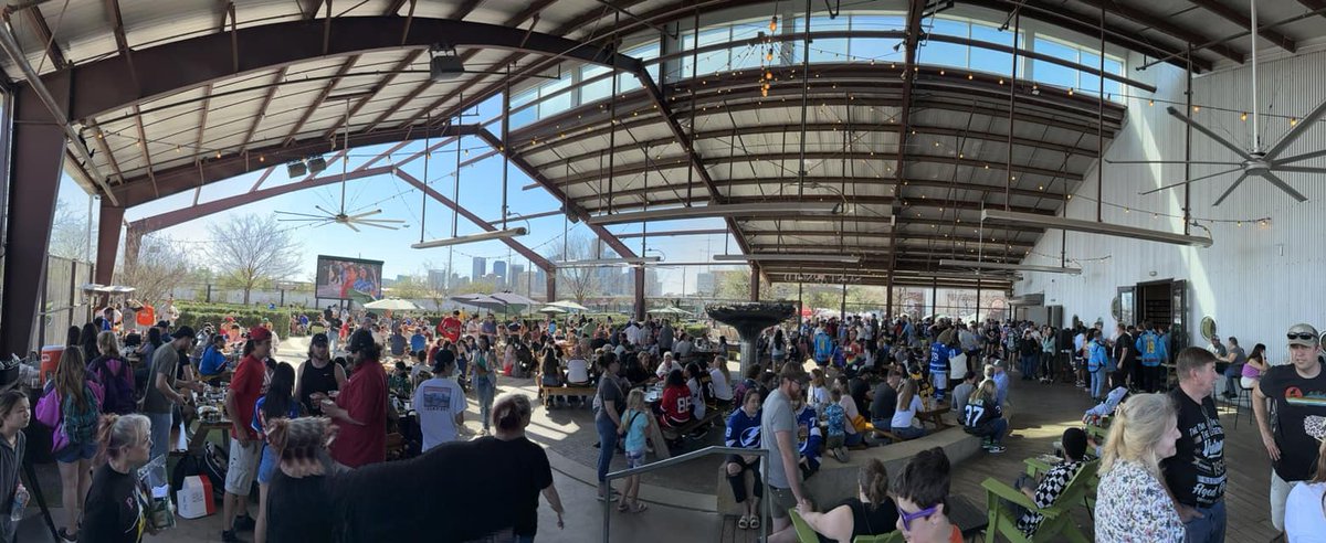 Hockey Day in Houston tweet media