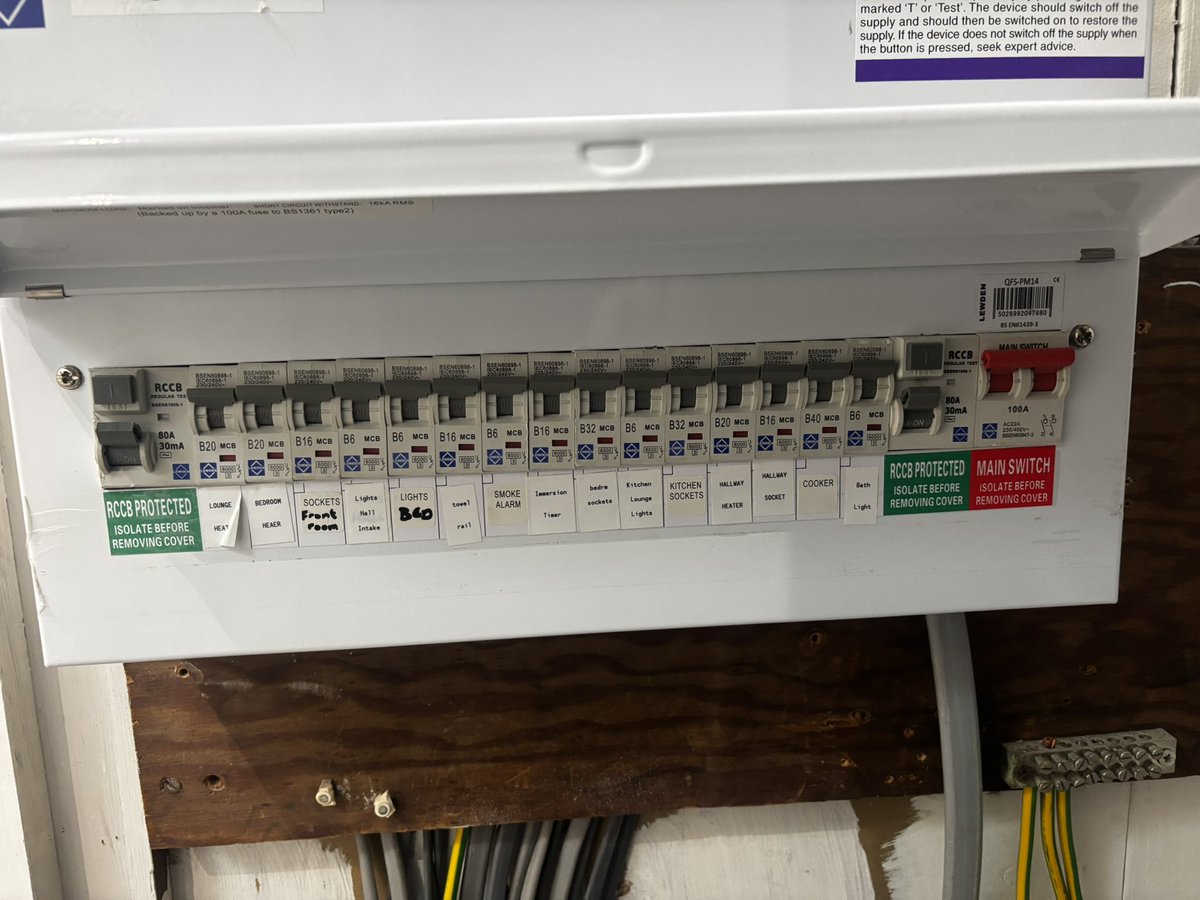 GlowBell tweet media