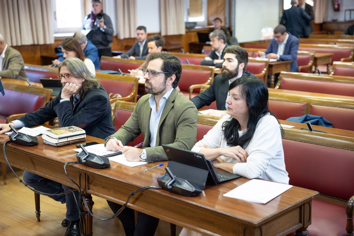 Senadoesp's tweet image. 👉Finaliza la sesión de la Comisión Mixta de Control Parlamentario de #RTVE

➡️ Web: senado.es/web/actividadp…

📄 Noticia: senado.es/web/actividadp…