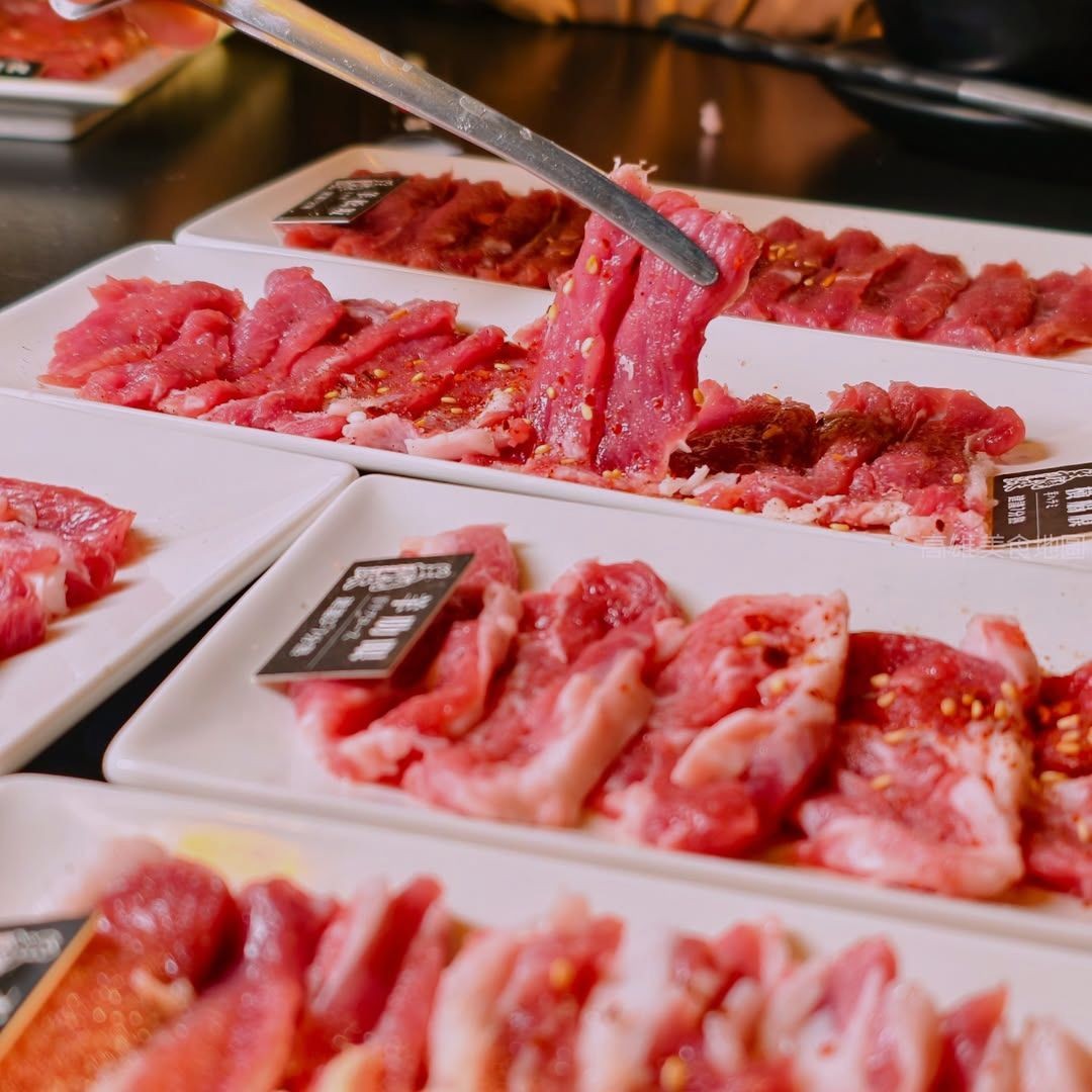 Sally Burgos tweet media