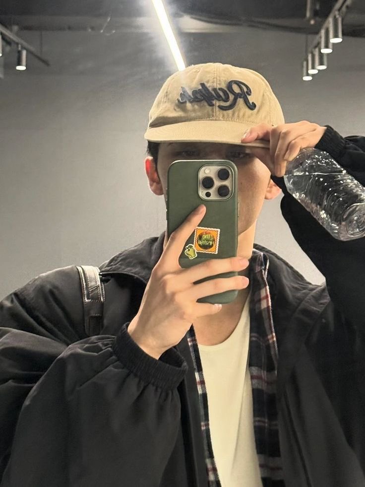 ₊ tweet media