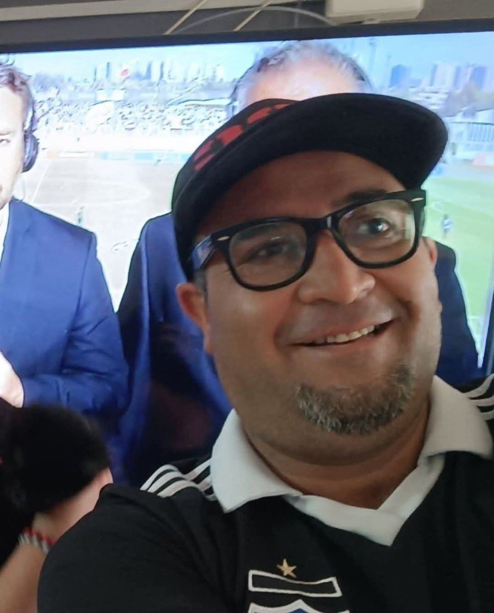 #justiciaparacristian
@justiciaparacristian
Queremos justicia para  Cristian estuvo 14 días luchando por su vida después que un asesino le pegará con un fierro en su cabeza por la espalda,dejo 2 hijas, esposa,madre,hermanos y familiares sin una gran persona solo queremos justicia