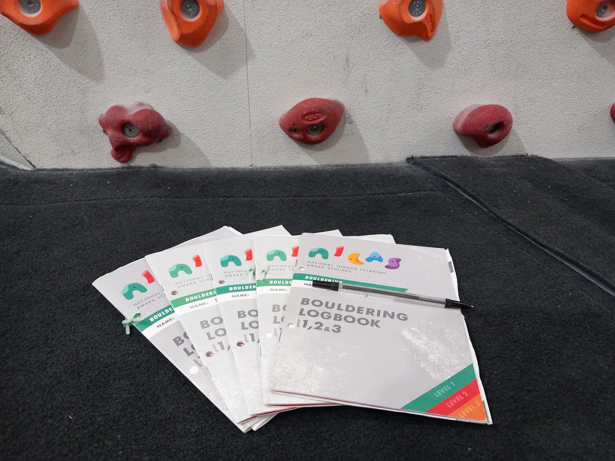 Team Fostering tweet media