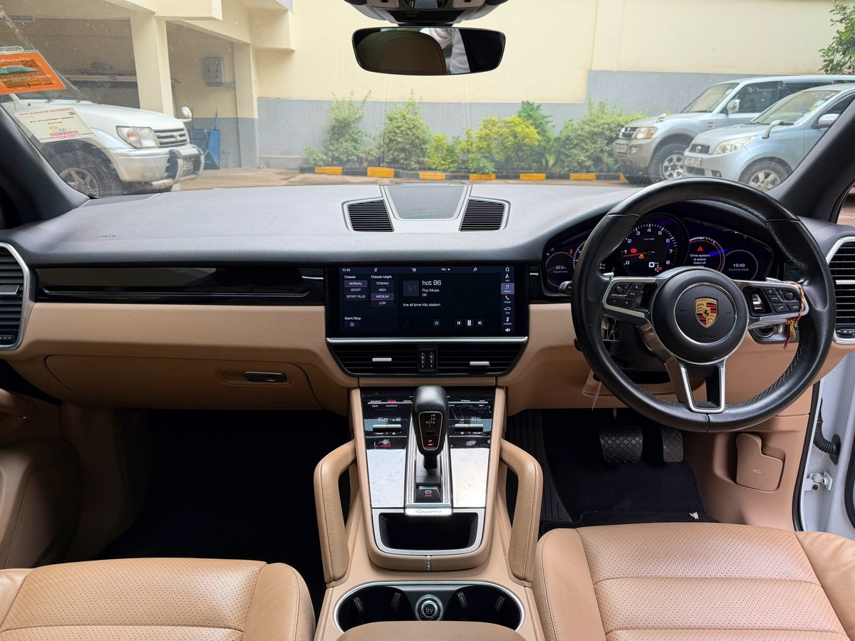 Here it is !!! So immaculate at only 20k kms. 
Bought from Porsche centre in 2019 (You don’t want to know the price). 

2019 Porsche Cayenne 3.0L V6 full spec @ KES 8.99M only. 

0727526576.