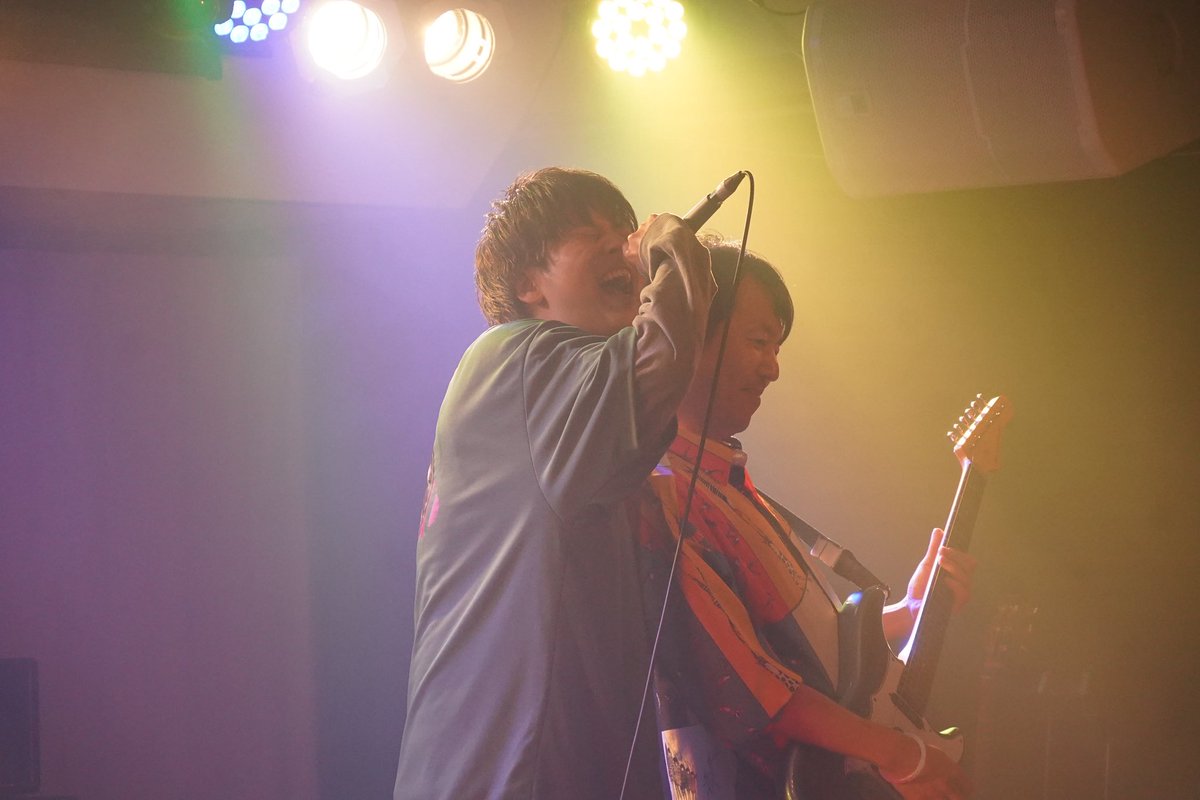 ChihiroPhoto905's tweet photo. @VoOlO1122 @fksk0830 @doonbaan @iita_v_o @mashu_marron_ マロンさんPART3
ALBATOROSさんGUNさんと！
GUNさんとの笑顔の写真個人的に好き😁 https://t.co/t5ItMYzJoA